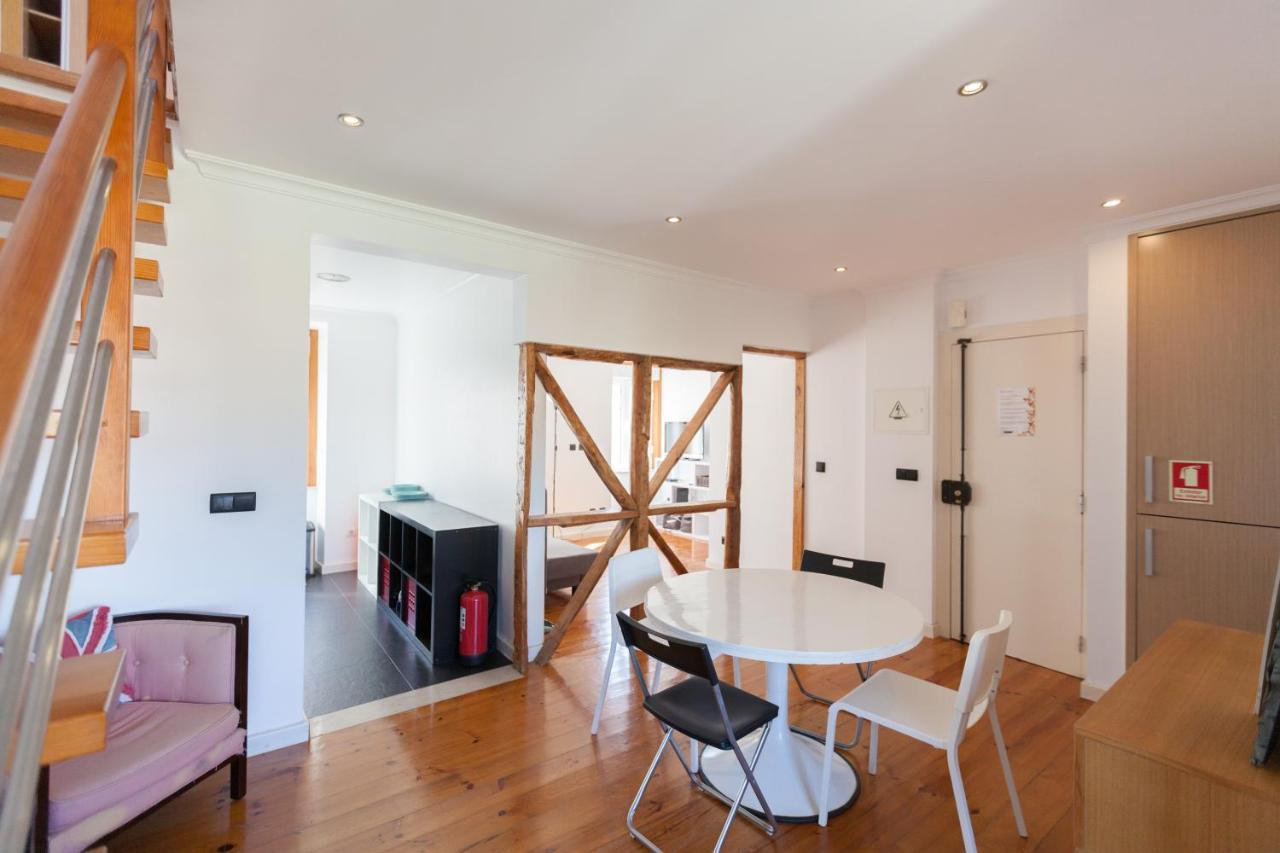 Flh - Charming Graca Duplex Apartment ลิสบอน ภายนอก รูปภาพ